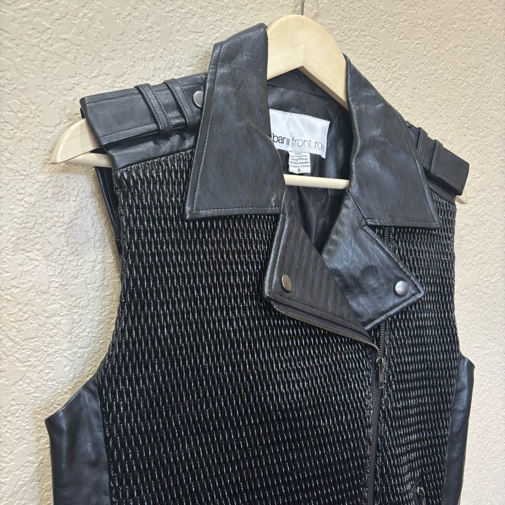 Bar III Womens Vest Black Front Row Faux Leather Moto Jacket Size Small Baddie - Picture 3 of 6